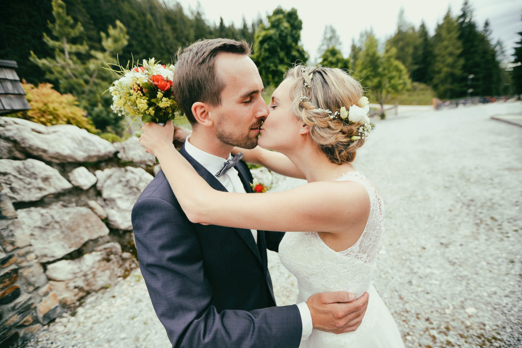 Hochzeitsreportage Rosenheim und Chiemsee – Brautpaar – Bild 61