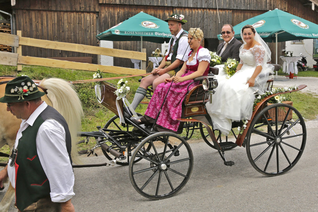 Hochzeitsreportage Rosenheim und Chiemsee – Auto – Bild 116