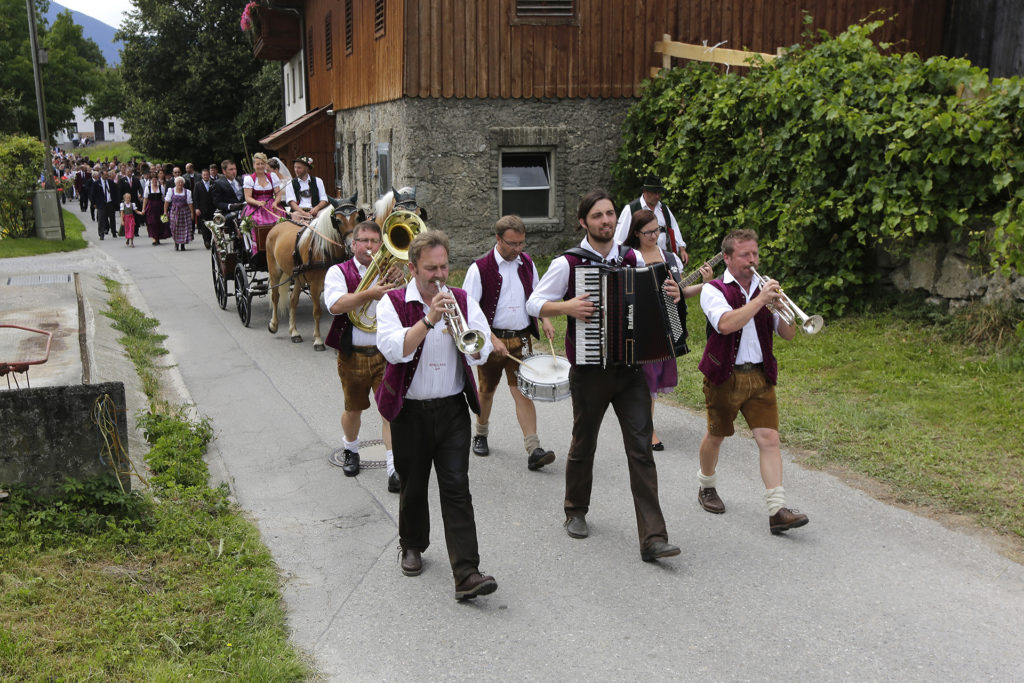 Hochzeitsreportage Rosenheim und Chiemsee – Feier – Bild 154
